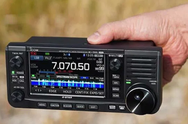 ICOM IC 705