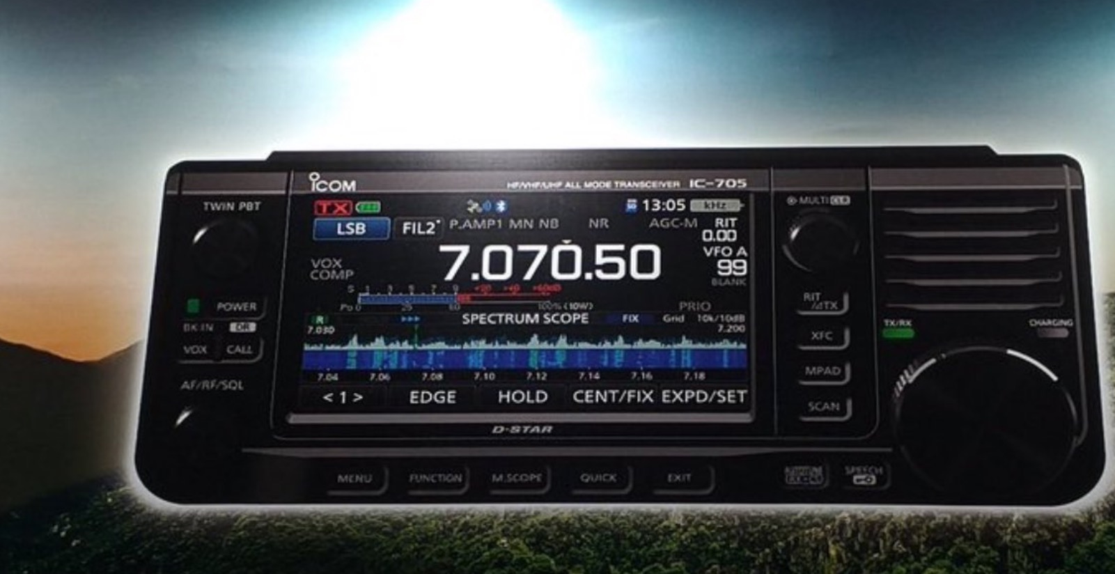 ICOM IC 705 - Clicca l'immagine per chiudere