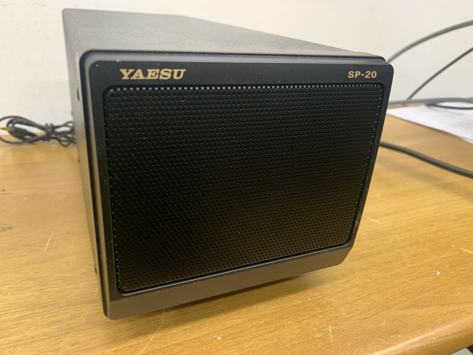 YAESU SP 20 - Clicca l'immagine per chiudere